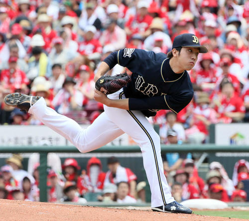 広島対オリックス　広島打線を相手に力投する田嶋大樹（撮影・栗木一考）