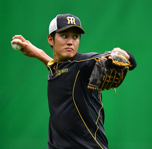 2軍戦での登板に向け調整する藤浪晋太郎（撮影・清水貴仁）