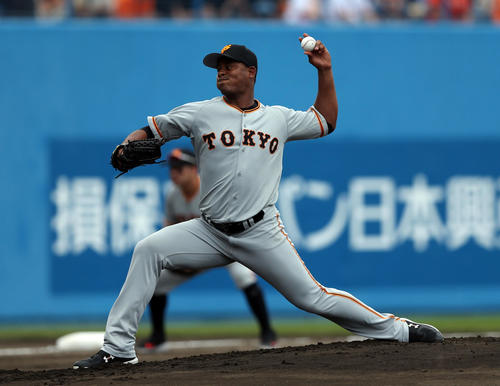 ヤクルト対巨人　巨人先発メルセデス（撮影・狩俣裕三）