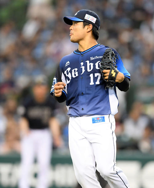 西武対オリックス　3回表、オリックスに先制を許す西武の先発松本航（撮影・たえ見朱実）