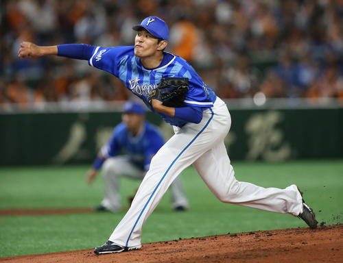 巨人対DeNA DeNA先発の井納(撮影・狩俣裕三)