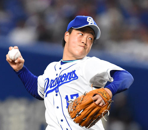 中日対ヤクルト　8回1失点で9勝目を挙げた中日柳（撮影・森本幸一）