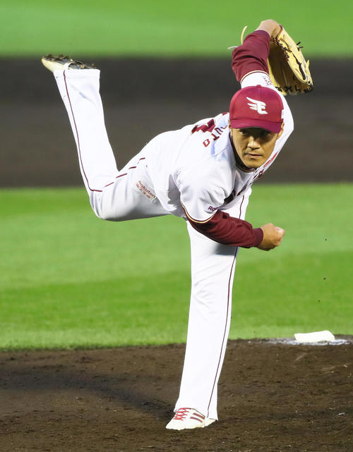 楽天対オリックス　楽天先発の則本昂（撮影・足立雅史）