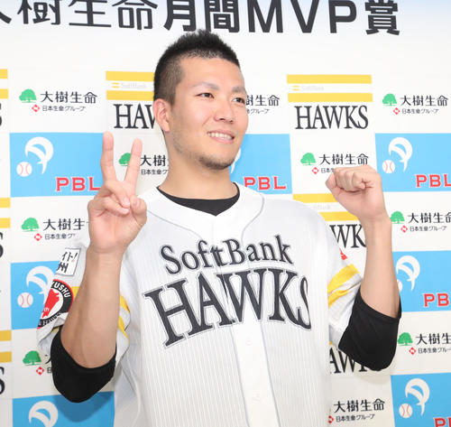 5月に続き6月度月刊MVPを受賞した千賀滉大（撮影・梅根麻紀）