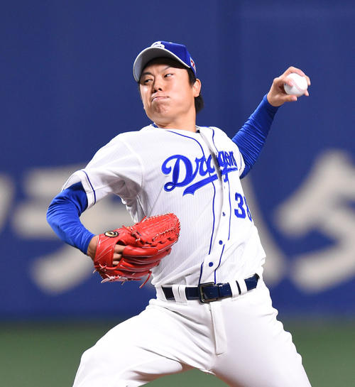 ウエスタンリーグ中日対阪神　6回表、登板する松葉貴大（撮影・森本幸一）