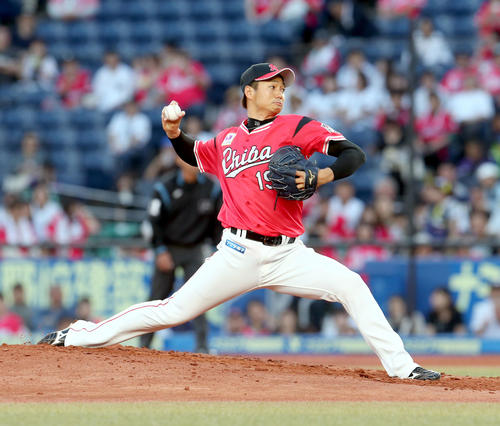 ロッテ対日本ハム　ロッテ先発の唐川（撮影・佐藤翔太）