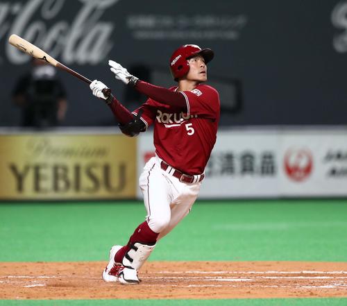 5月22日の日本ハム対楽天　5回表楽天無死、右越え本塁打を放つ茂木（撮影・黒川智章）