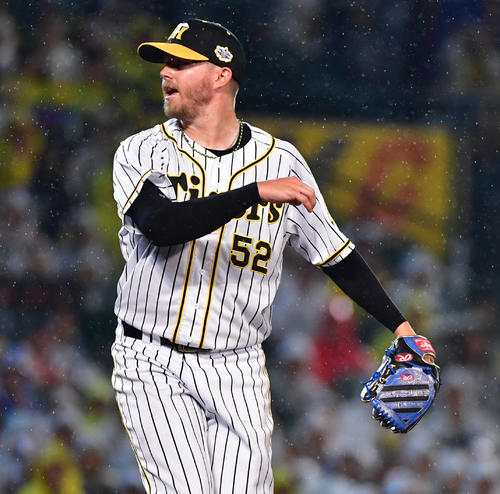 プロ野球オールスター第2戦　全セ対全パ　78回に登板する阪神ピアース・ジョンソン（撮影・清水貴仁）