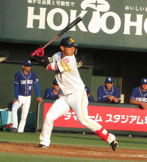 ウエスタン・リーグ中日戦で実戦復帰したソフトバンク今宮