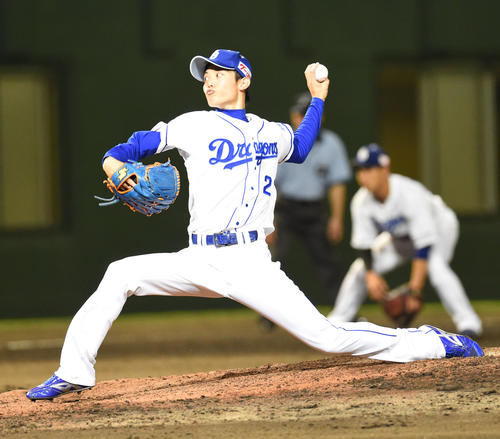中日対阪神　9回表、登板する岡田俊哉（撮影・森本幸一）