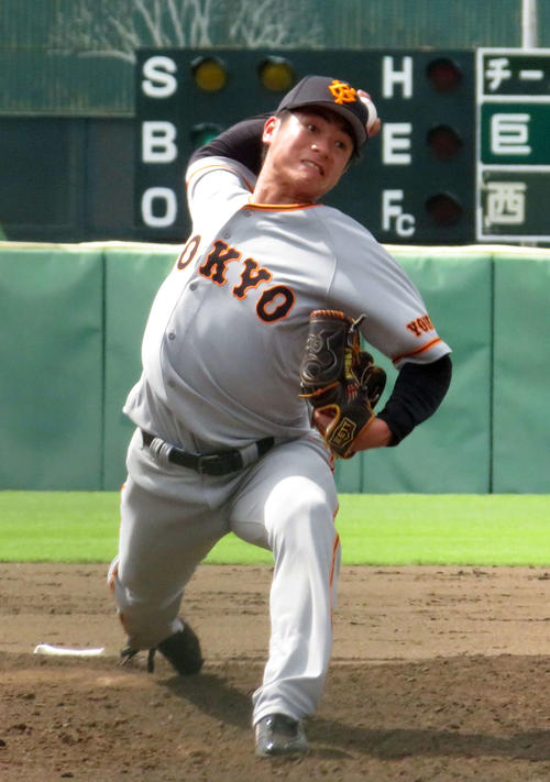 イースタン・リーグ西武戦で移籍後初登板した巨人古川（撮影・久保賢吾）