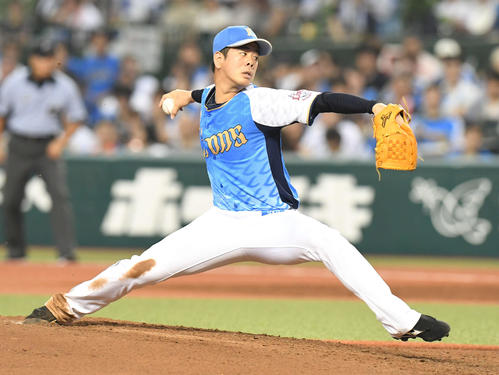 西武対オリックス　力投する西武先発の多和田（撮影・山崎安昭）