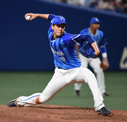 中日対DeNA14回戦　DeNA先発の平良拳太郎（撮影・前岡正明）