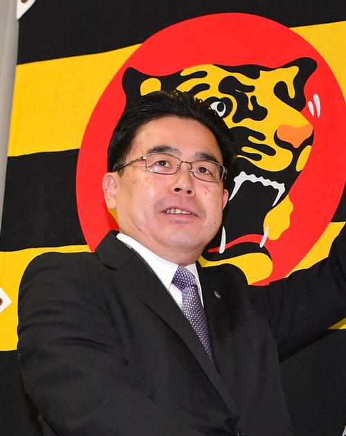 阪神谷本修球団副社長兼球団本部長（2019年1月29日撮影）
