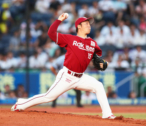 ロッテ対楽天　楽天先発の美馬（撮影・足立雅史）