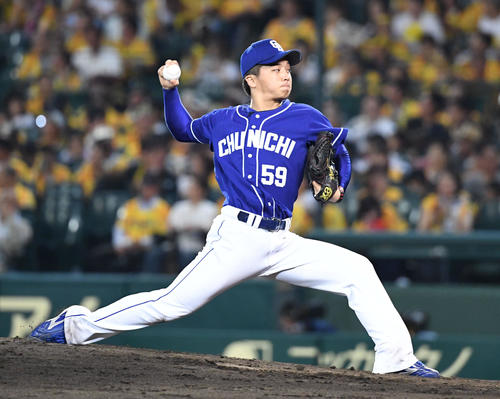 阪神対中日　中日先発の山本拓実（撮影・奥田泰也）