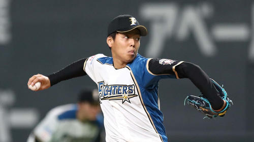 日本ハム対ソフトバンク　日本ハム先発の杉浦（撮影・黒川智章）