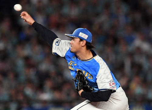 ロッテ対西武　西武先発で力投する高橋光（撮影・滝沢徹郎）