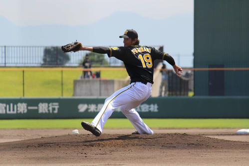 阪神藤浪は10日、ウエスタン・リーグ中日戦（高岡）に先発。1軍再昇格に向けて再スタートを切った（撮影・佐井陽介）