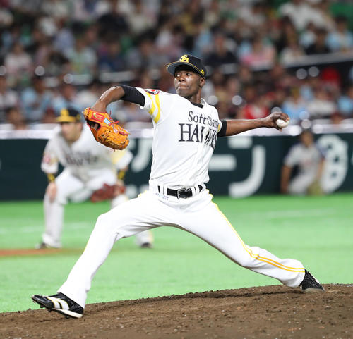 4番手として登板したモイネロ（撮影・梅根麻紀）
