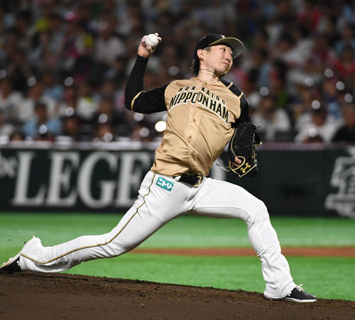 ソフトバンク対日本ハム　3回裏から好投する金子弌大（撮影・今浪浩三）