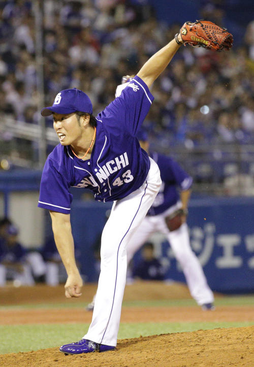ヤクルト対中日　力投する中日三ツ間（撮影・中島郁夫）