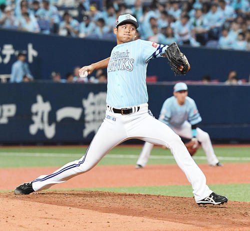 ソフトバンク対西武　4回から登板し勝利投手となった椎野（撮影・奥田泰也）