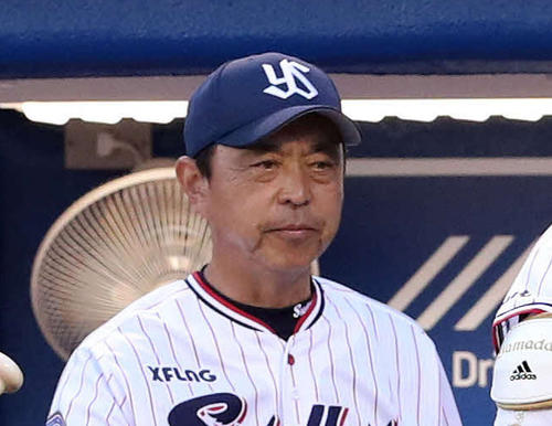 ヤクルト小川監督