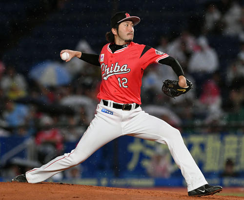 ロッテ対楽天　ロッテ先発の石川（撮影・滝沢徹郎）