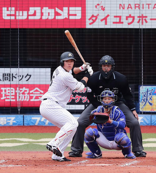 ロッテ安田尚憲（2019年3月10日撮影）