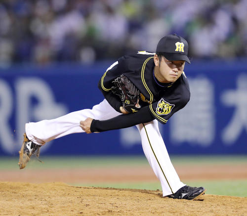 ヤクルト打線相手に力投する高橋遥（撮影・前田充）