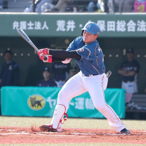 日本ハム対西武　6回裏日本ハム無死、三振に終わる清宮（撮影・佐藤翔太）