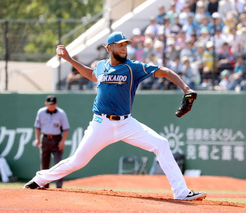 日本ハム対西武　日本ハム先発のロドリゲス（撮影・佐藤翔太）