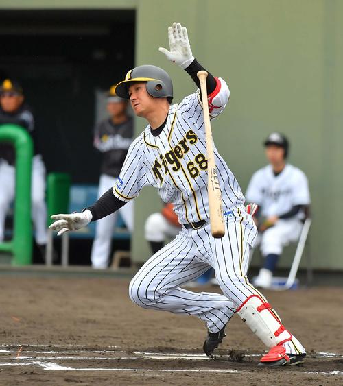 阪神俊介外野手（2019年4月24日撮影）