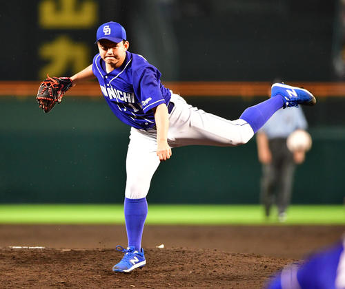 阪神対中日　中日先発小笠原慎之介（撮影・清水貴仁）