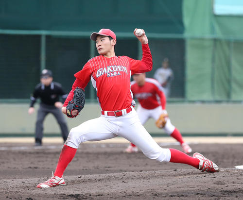 奈良学園大・菅田