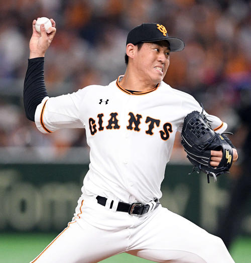 巨人対中日　先発で力投する巨人桜井（撮影・滝沢徹郎）