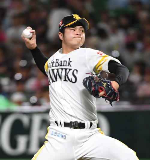ソフトバンク対楽天　7回を抑えた甲斐野央（撮影・今浪浩三）