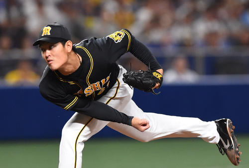中日対阪神　1回裏、登板する阪神先発の望月惇志（撮影・森本幸一）