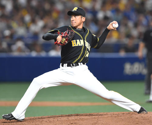 中日対阪神　7回裏、阪神3番手で登板する能見篤史（撮影・森本幸一）