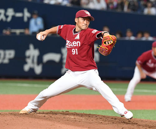 オリックス対楽天　6回から登板した久保裕也（撮影・奥田泰也）