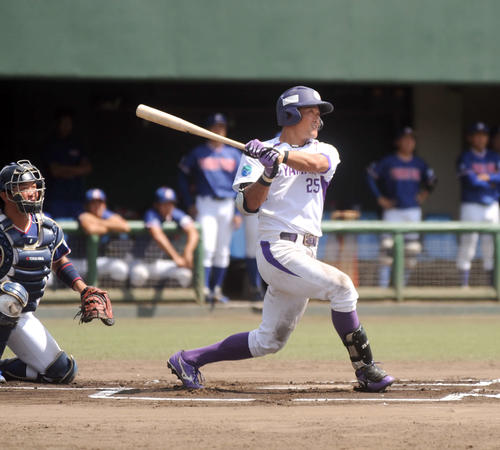 本塁打を含む4安打の活躍でチームの勝利に貢献したヤマハの前野