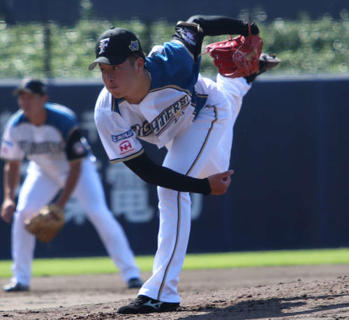イースタン・リーグ　日本ハム対ヤクルト　先発登板した日本ハム吉田輝（撮影・山崎純一）