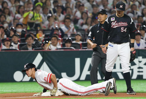 柳田はロッテ戦で三盗時に左膝肉離れ発症。選手登録を抹消された（2019年4月7日）