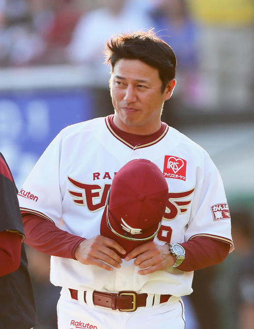 楽天平石洋介監督（2019年5月25日撮影）