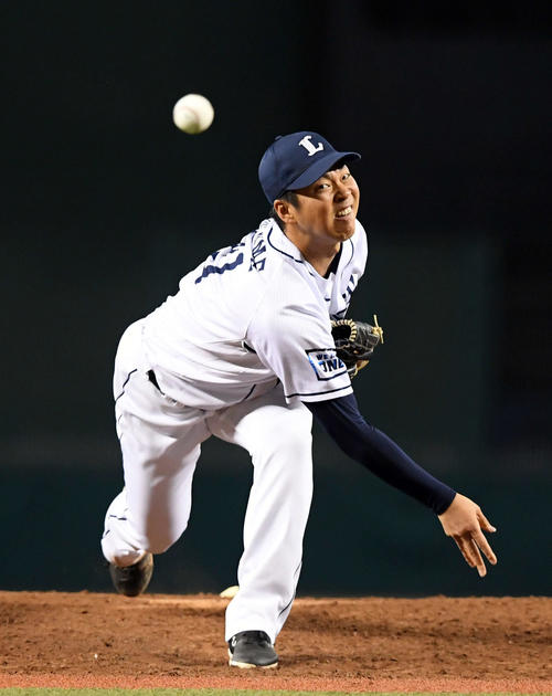 西武対日本ハム　力投で5勝目を挙げた西武十亀（撮影・たえ見朱実）