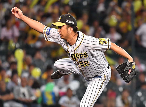 阪神7番手の藤川球児（撮影・上田博志）