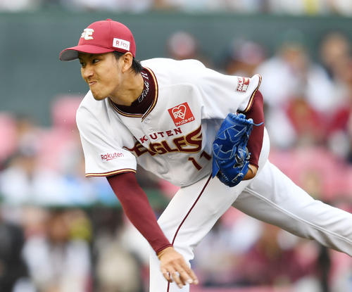 楽天対西武　力投する楽天先発の岸（撮影・横山健太）