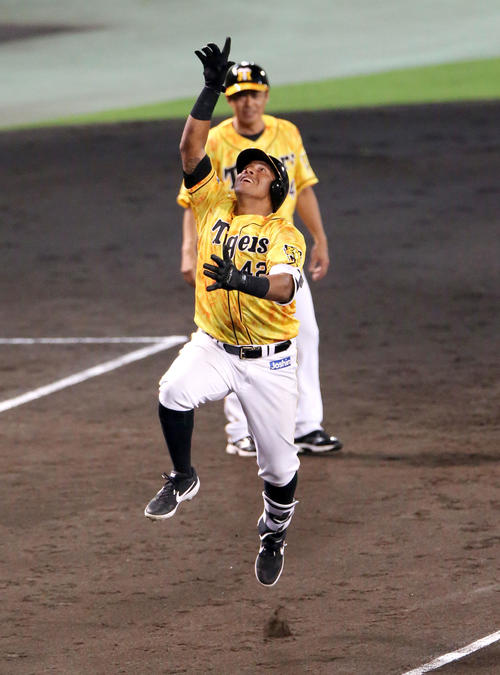 阪神ソラーテ（2019年7月30日撮影）