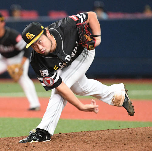 オリックス対ソフトバンク　9回裏オリックス無死から登板した森（撮影・渦原淳）
